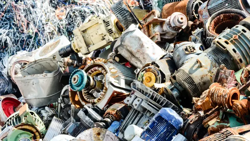 Factory Machinery Scrap - भारी मशीनरी
