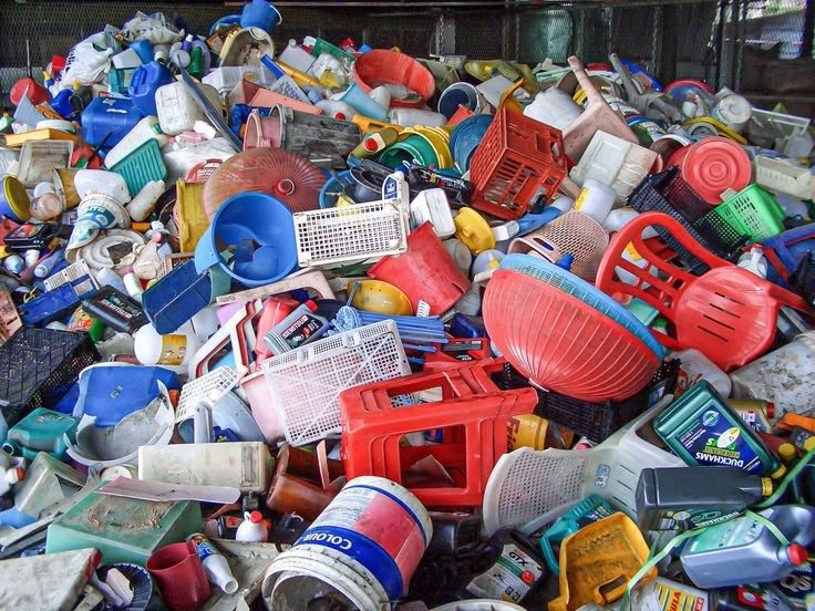 Plastic Scrap - प्लास्टिक
